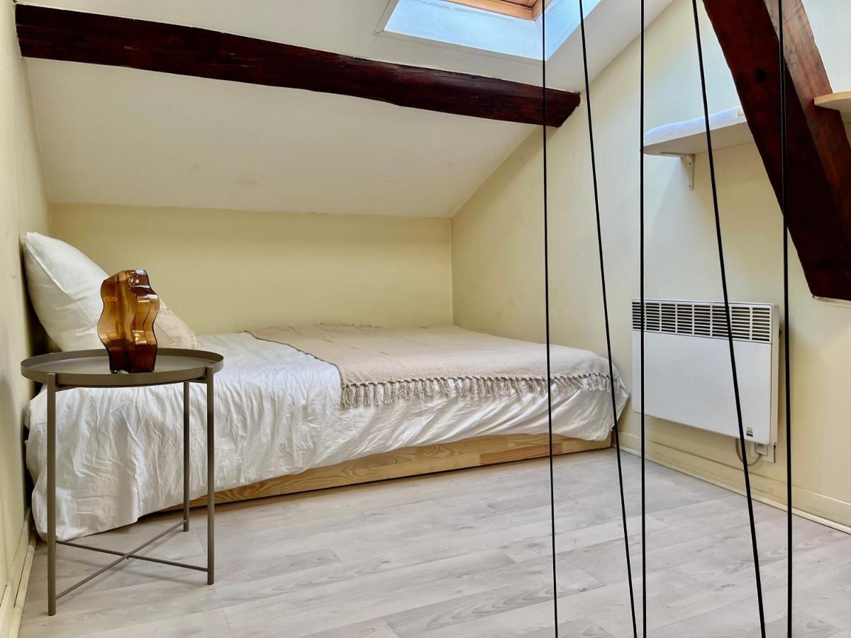 Suite Jason Villeurbanne Luaran gambar